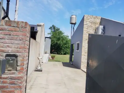 Casa en Venta en Lanusse, USD 108.000