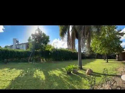Casa 11 ambientes con 3 baños
