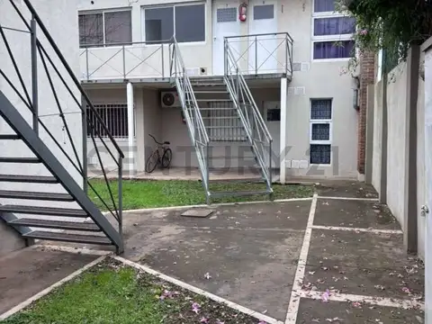 Colón 700, Piso 0