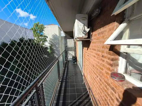 Departamento 4 ambientes con 2 baños