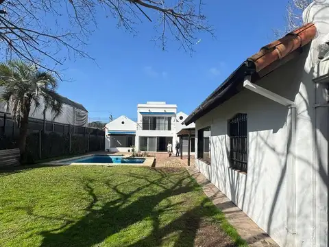 Casa 7 ambientes con 5 baños