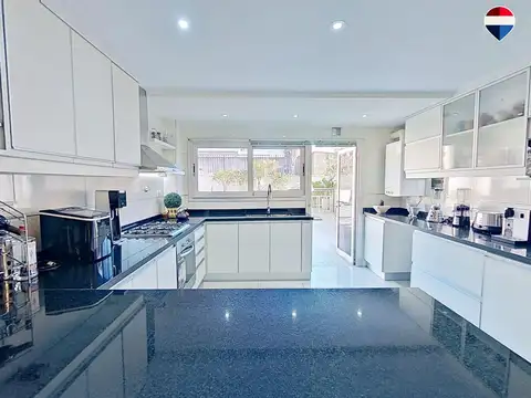 Departamento en Venta de 4 ambientes