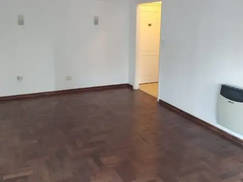 SAENZ 110 , Piso 2