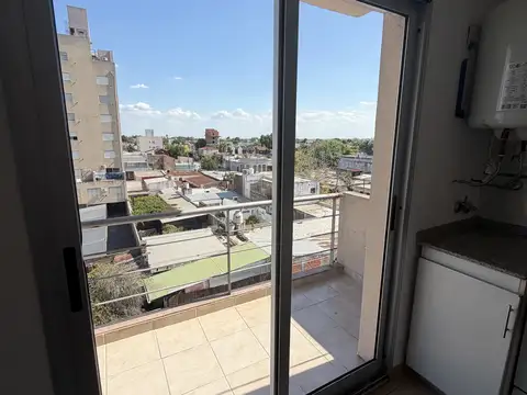 Departamento en Alquiler en Centro (Campana), $ 650.000
