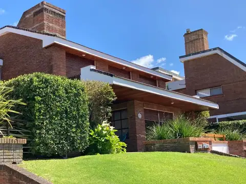 Casa - ALQUILER_TEMPORAL - Uruguay, PLAYA BRAVA PUNTA DEL ESTE