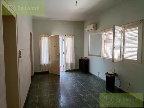 Depto Tipo Casa en Venta 50 años