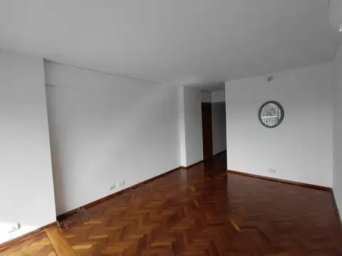 Departamento en Alquiler en Martín, $ 450.000