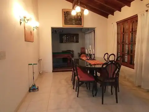 Casa en Venta con 1 cochera