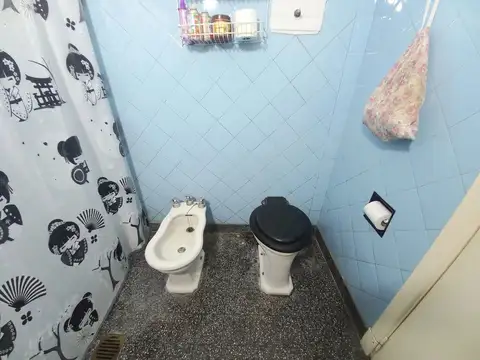 Venta casa 4 amb con parque APTO CREDITO, Burzaco.