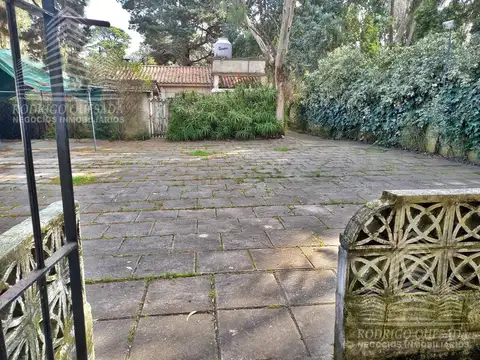 Depto Tipo Casa en Venta con 1 cocheras