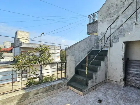 Depto Tipo Casa 3 ambientes con 1 baño