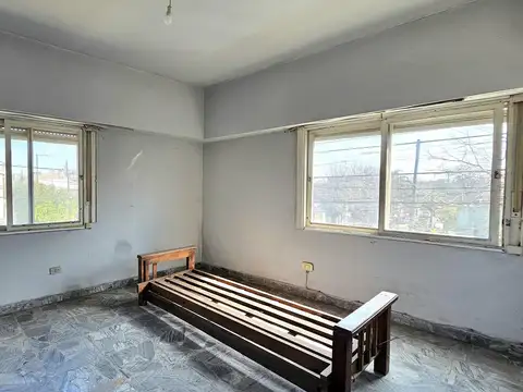 Depto Tipo Casa en Venta al Sudeste