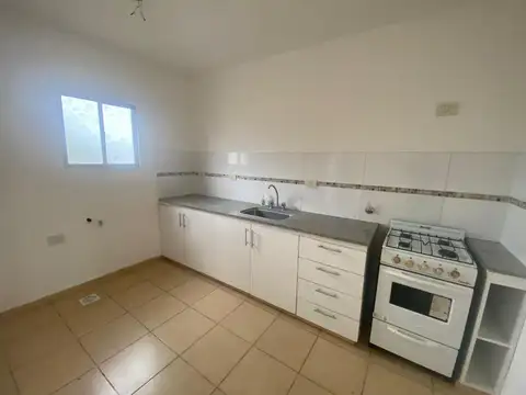 Depto Tipo Casa en Alquiler de 2 ambientes