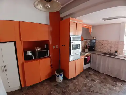Depto Tipo Casa en Venta 40 años