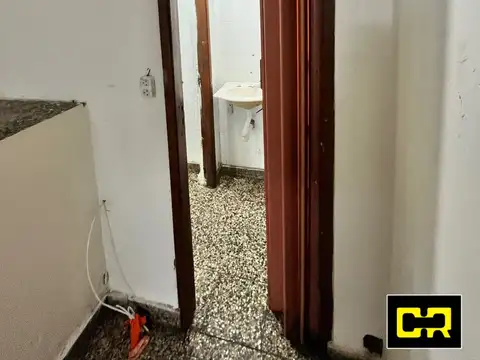 Local en Alquiler en Flores, $ 600.000