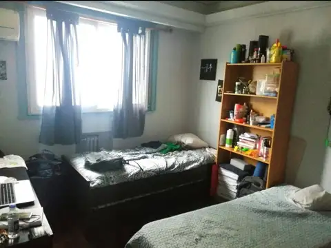 Azcuénaga y San Luis a metros de facultades