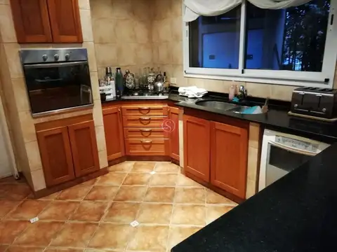 Casa en Alquiler Temporal en Saint Matthews, USD 4.000