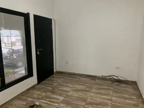 Depto Tipo Casa 4 ambientes con 2 baños