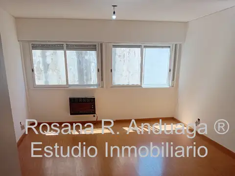 OFICINA ZONA FACULTADES - Apto profesional en venta en Recoleta - 33m² JUNIN AL 900