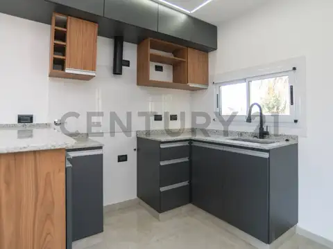 40 e/ 26 y 27 1500, Piso 0