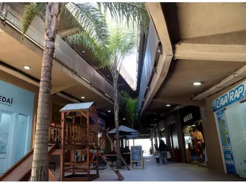 Local  en Venta en Pilar,  G.B.A. Zona Norte