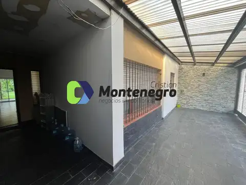 Casa en Venta en Berazategui, USD 145.000
