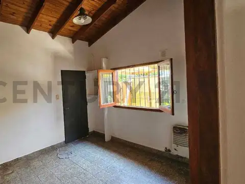 Casa en Alquiler en Villa Elisa, $ 600.000