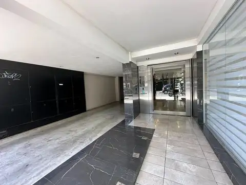 Santiago 1400 , Piso 1