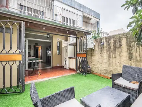 Depto Tipo Casa en Venta con 2 cocheras