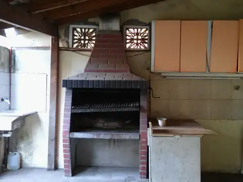 Depto Tipo Casa 6 ambientes con 1 baño