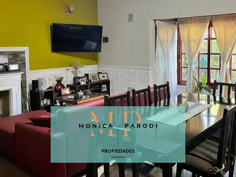 Casa 5 ambientes con 3 baños