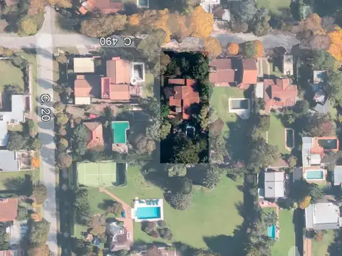 Casa 5 ambientes con 1 baño