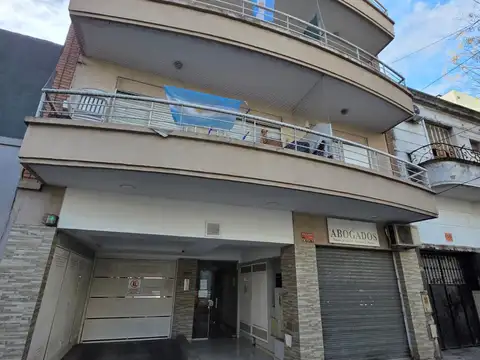 Local en Venta Via Pública