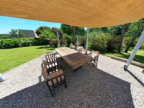 Exclusivo Terreno Parquizado a Laguna y Río  - Isla Santa Mónica