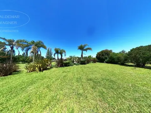 Terreno en Venta 76  mts Fondo