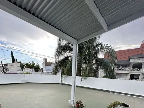 Depto Tipo Casa en Alquiler 40 años