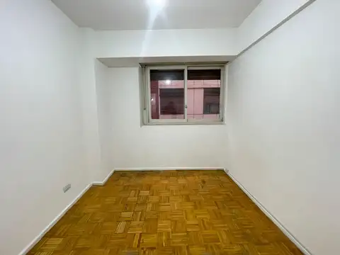 Oficina en Alquiler en Ramos Mejía, $ 400.000