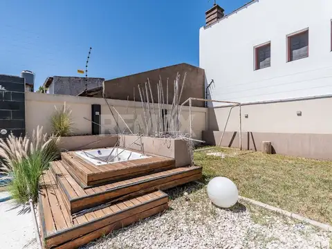 Imponente casa en venta 4 amb en Quilmes