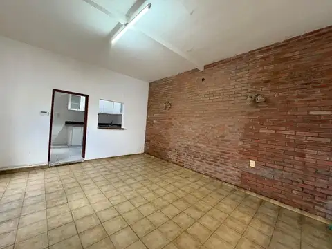 CASA EN ALQUILER ZÁRATE