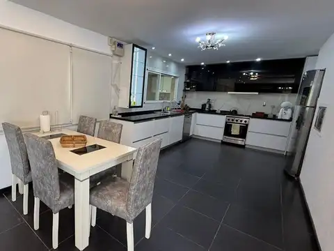 Casa en Alquiler en San Vicente, USD 2.300