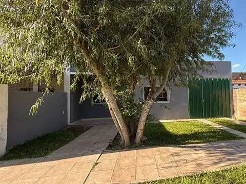 CASA EN VENTA EN ZONA NORTE A 30M DE LA AV ALEM