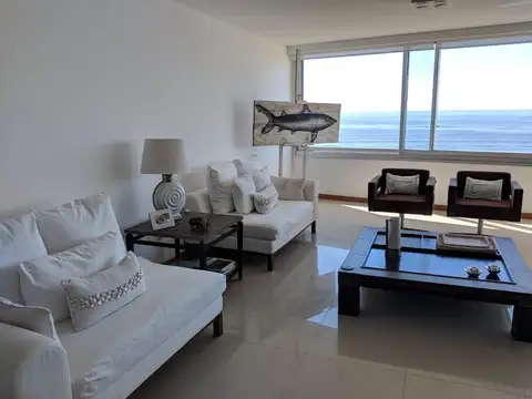 TIBURON III - DEPARTAMENTO DE CATEGORIA - PUNTA DEL ESTE