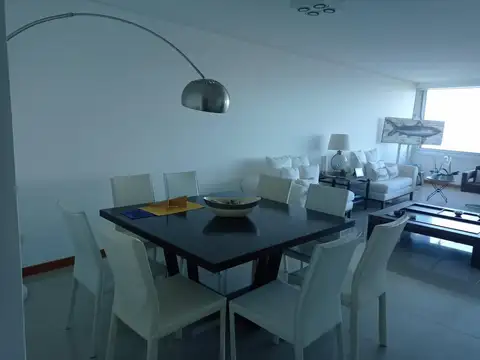 Departamento en Alquiler Temporal de 4 dormitorios