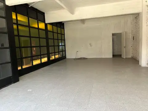 Local en Venta en Villa Urquiza, USD 180.000