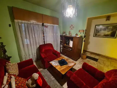 Casa 3 ambientes con 2 baños