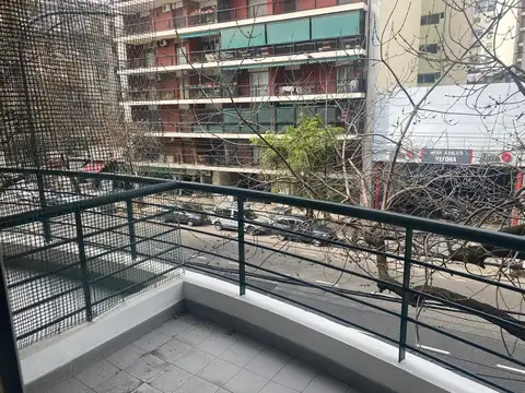 Alquiler de Departamento 3 AMBIENTES con cochera en Almagro, Capital Federal
