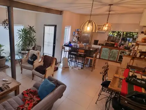 Casa en Alquiler de 3 dormitorios
