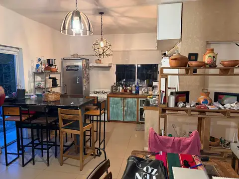 Casa en Alquiler en William Morris, $ 1.400.000