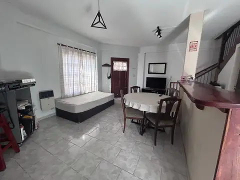 Depto Tipo Casa en Venta de 2 dormitorios