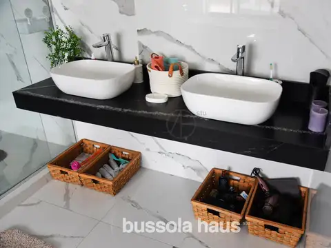 Casa a la laguna  Muelles  Puertos Escobar